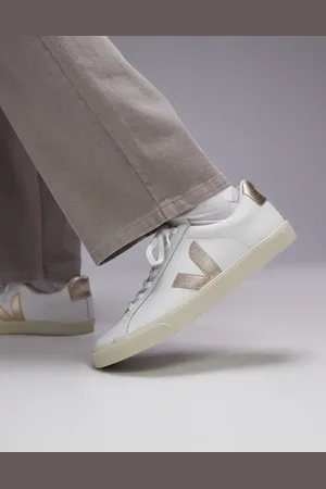 Veja Esplar logo trainer in extra platine leather