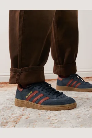 adidas Handball Spezial trainers in and burgundy