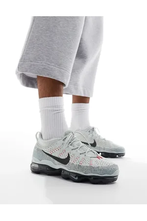 Nike Air Vapormax 2023 Flyknit trainers in and red