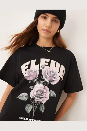 Miss Selfridge Fleur oversized tee in