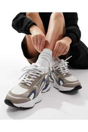 Steve Madden Speedster-E Trainers in Slate Blue & Taupe