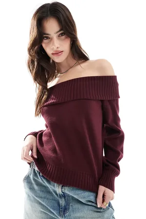 Stradivarius Off the shoulder knitted top in burgundy