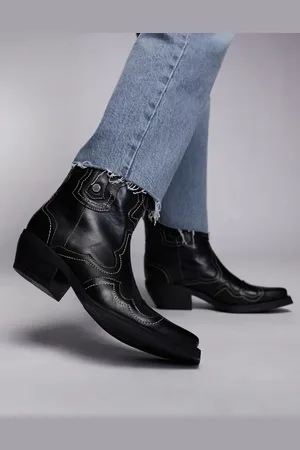 Steve Madden Waynoa Western Ankle boot in Leather