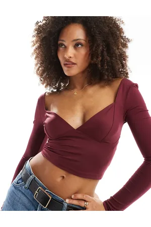 Stradivarius Sweetheart neck sculpt long sleeve top in burgundy
