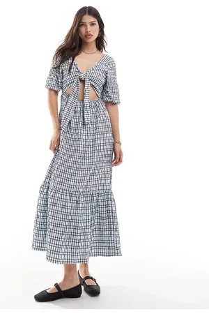 Brave Soul Seersucker maxi dress in gingham print
