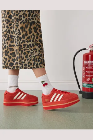 adidas Gazelle Stack trainers in and white
