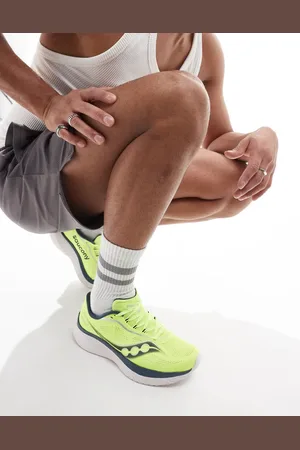 Saucony Kinvara 15 neutral running trainers in citron and navy