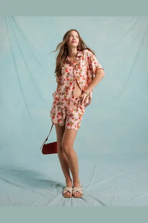 Miss Selfridge Linen look pull on runner short in strawberry floral co ord