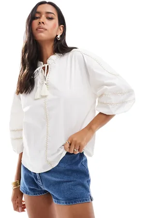 JDY Short sleeve blouse with tie & contrast stitch detail in stone