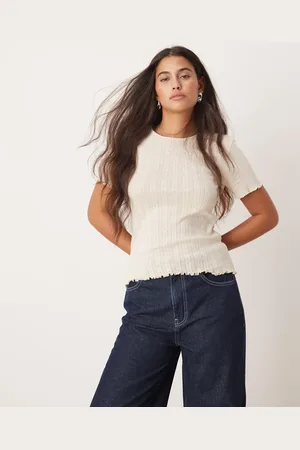 JDY Lettuce edge round neck t-shirt in