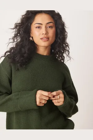 Miss Selfridge Crew neck knitted jumper in forest