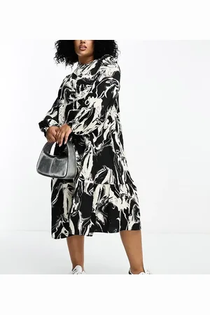 Lola May Lola May Plus oversized smock dress in marble print