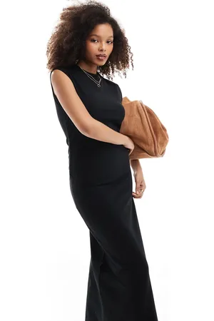 Miss Selfridge Ruched side t-shirt midi dress in black