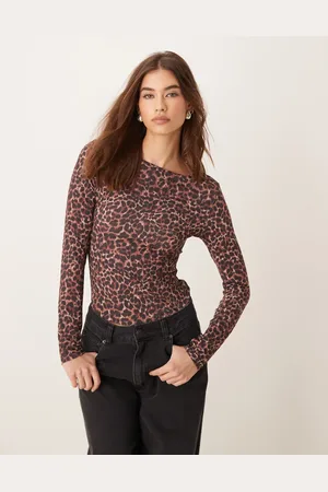 Miss Selfridge Soft touch leopard print long sleeve top