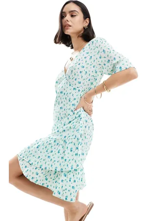 VERO MODA Wrap front mini dress in light blue floral