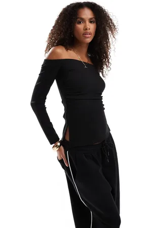 Stradivarius Off shoulder long sleeve in