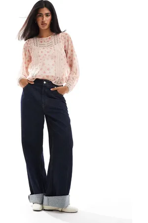 Miss Selfridge Trimmed up blouse in ditsy print