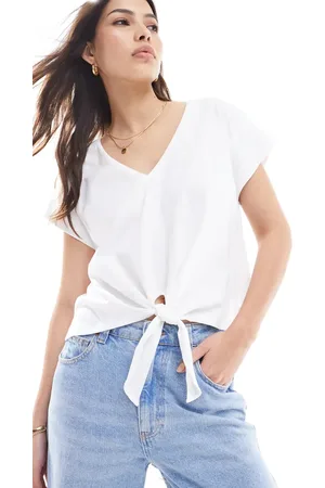SCALPERS Sleeveless knot t-shirt in off