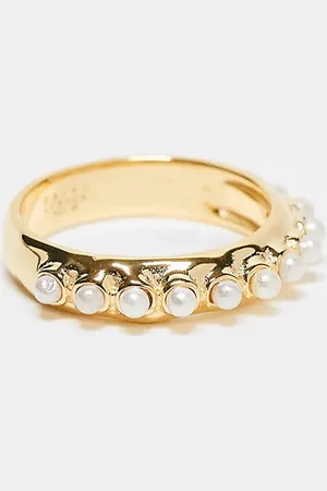 Daisy London Pearl detail ring in 18ct plated sterling silver