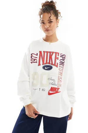 Nike Street Logo sweatshirt in white