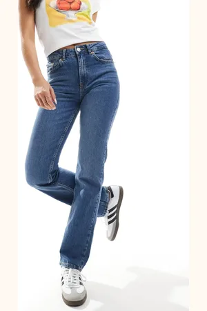 Stradivarius Straight leg jean in dark