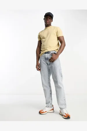 Le Breve High neck t-shirt in light yellow