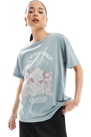 Pull&Bear Oversized planet graphic t-shirt in washed