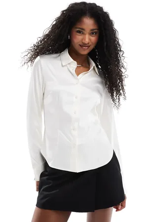 Stradivarius Fitted satin shirt in