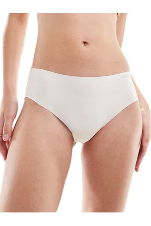 Calvin Klein Invisibles hipster brief in ivory