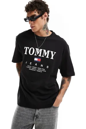 Tommy Hilfiger Large font graphic t-shirt in