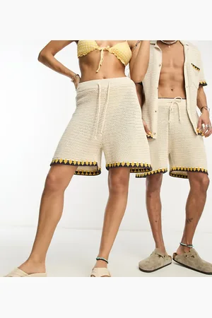 Reclaimed Unisex knitted short in netrual with trim