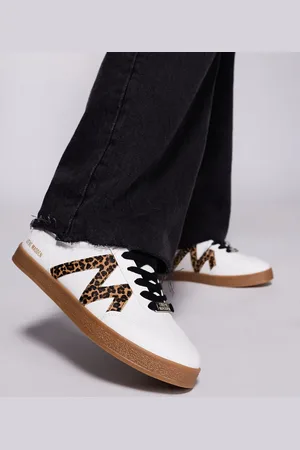 Steve Madden Degree lace up trainers in whiteand leopard