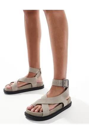 Pull&Bear Suede strappy sandal with toe detail in stone