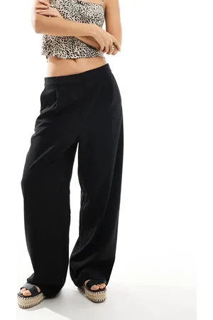 Pieces® Baggy tailored dad trousers in