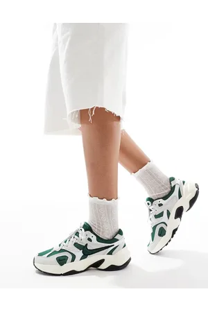 Nike AL8 trainers in and green