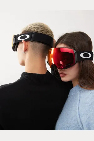 Oakley Flight deck ski goggles in matte and red