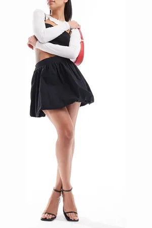 Miss Selfridge Poplin puffball mini skirt in