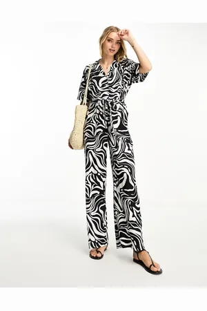 Influence Revere collar jumpsuit in monochrome print
