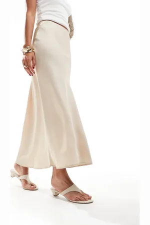 VILA Satin maxi skirt in sand