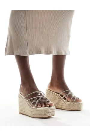 Simmi London Simmi London Sand embellished espadrille in