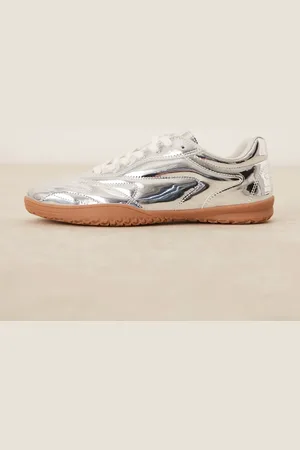 ASOS Retro trainers in with gum sole