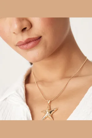 DesignB London Textured starfish pendant necklace in