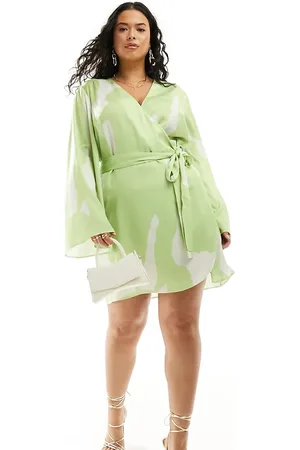 ASOS ASOS DESIGN Curve exclusive satin wrap mini dress with tie waist in green abstract print