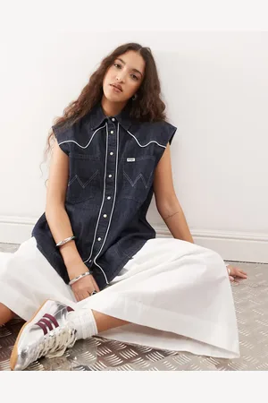 Wrangler Sleeveless denim western shirt in dark