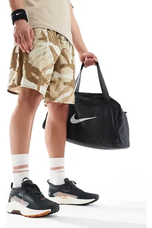 Nike ReactX Pegasus Trail 5 Gore-TEX trainers in and orange