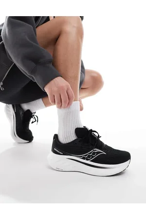 Saucony Ride 18 neutral cushioning trainers in and white
