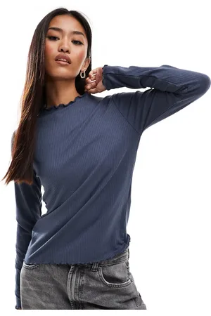 Pieces® Lettuce hem long sleeve top in ombre