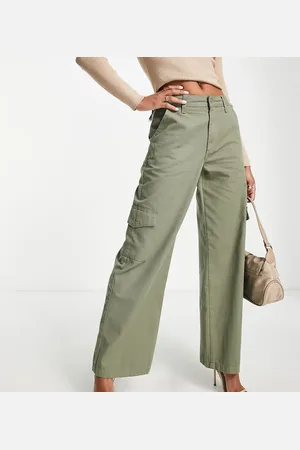 New Look Wide leg cargo trousers in khaki