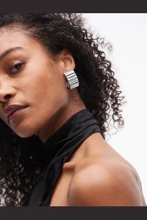Topshop Eve chunky ribbed hoop earrings in tone