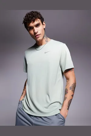 Nike Miler Dri-FIT t-shirt in light